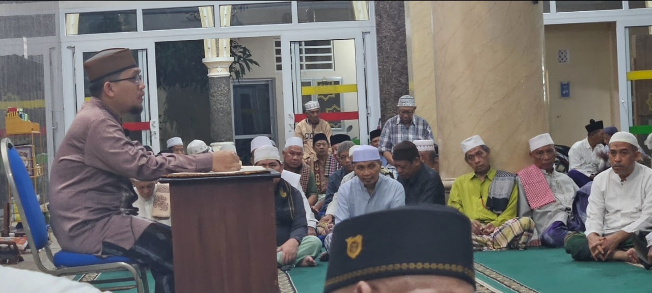 Kajian ba’da sholat Subuh